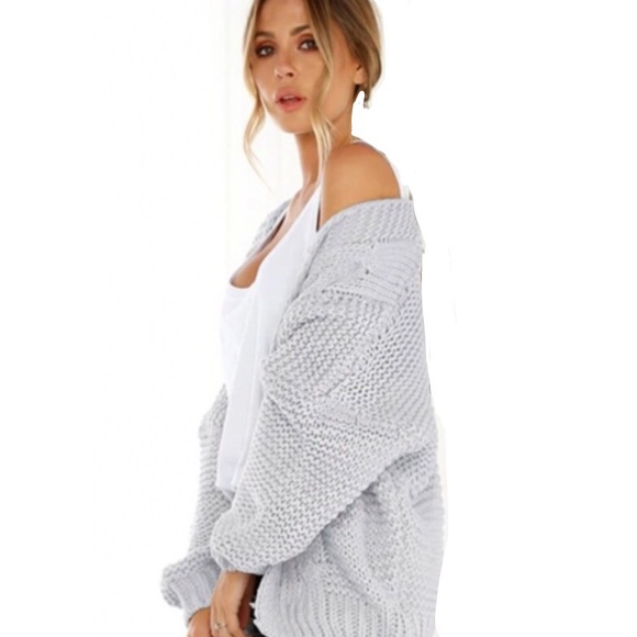 Light GRAY Chunky Cable Knit Cardigan - Picture 2 of 7